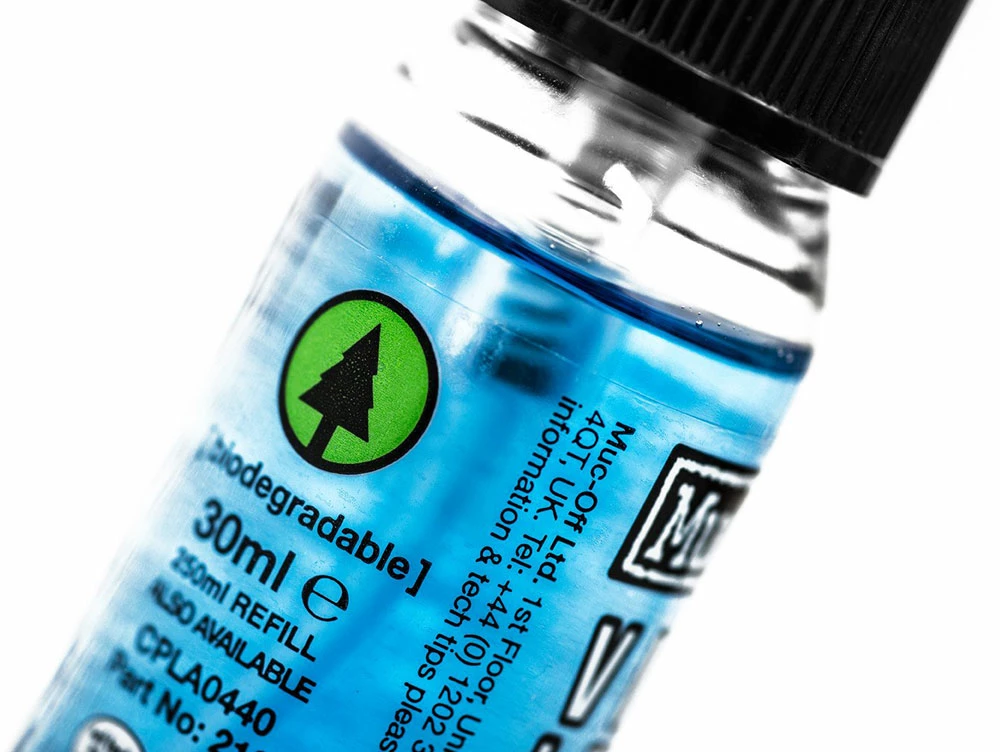 Muc-Off Helmet Visor & Goggle Cleaner 32ml – Image 2