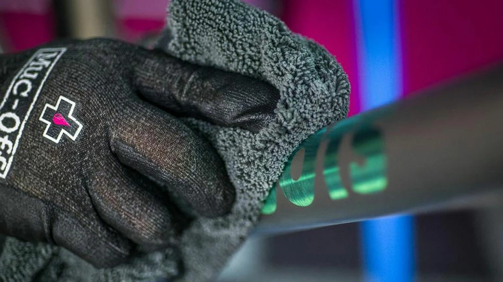 Muc-Off Chiffon De Polissage De Luxe En Microfibres – Image 3